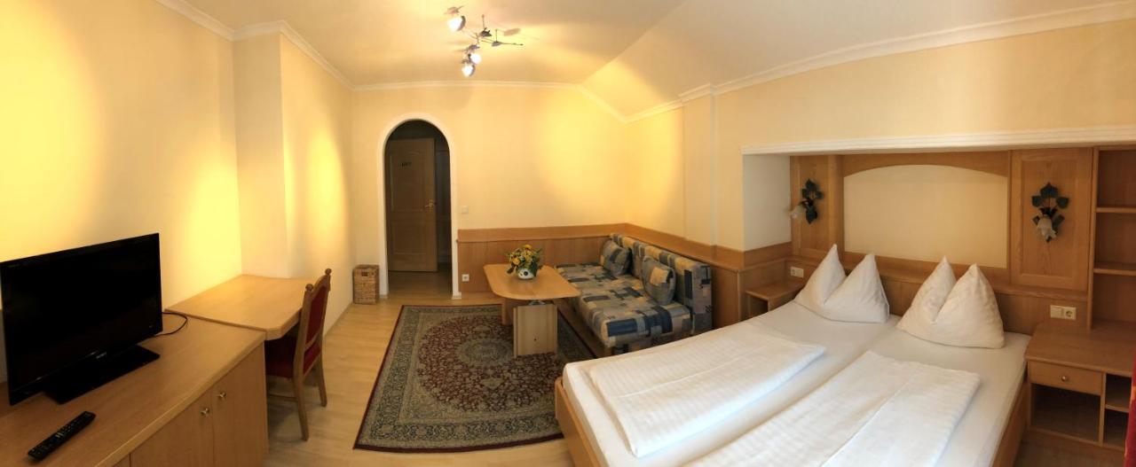 Egerbach Appartements Endach Bagian luar foto