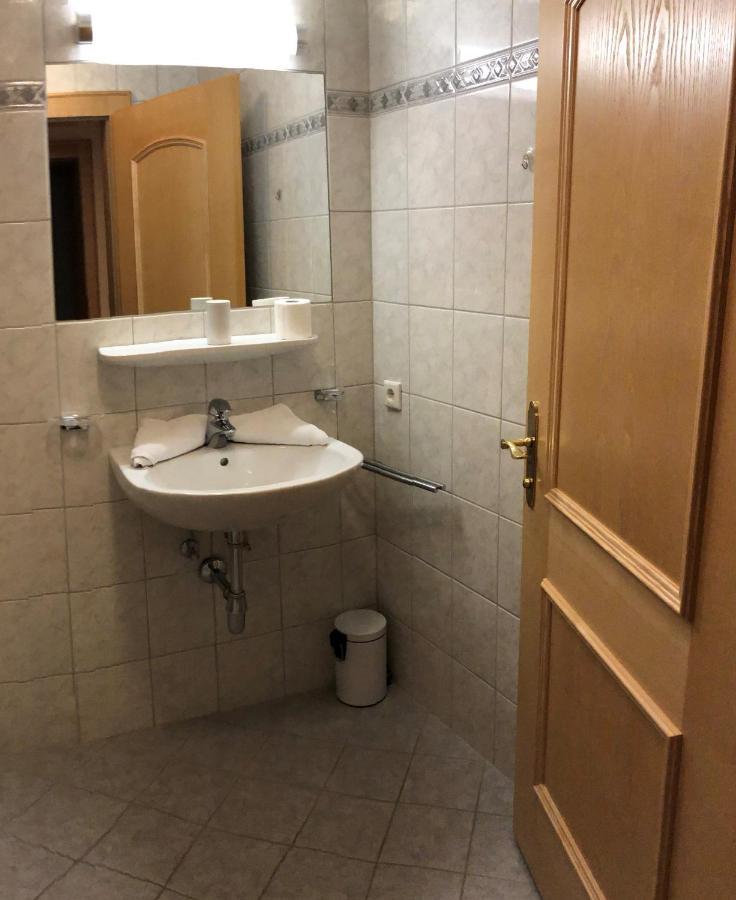 Egerbach Appartements Endach Bagian luar foto